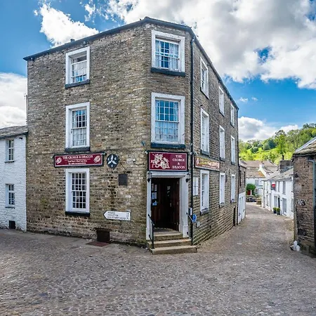 Bed & Breakfast The George And Dragon 3*