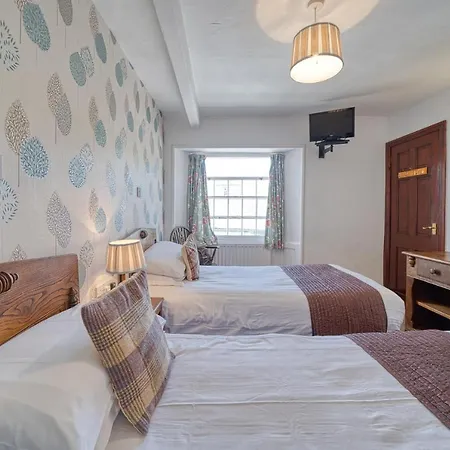 The George And Dragon دينت