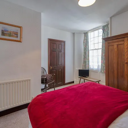 The George And Dragon دينت